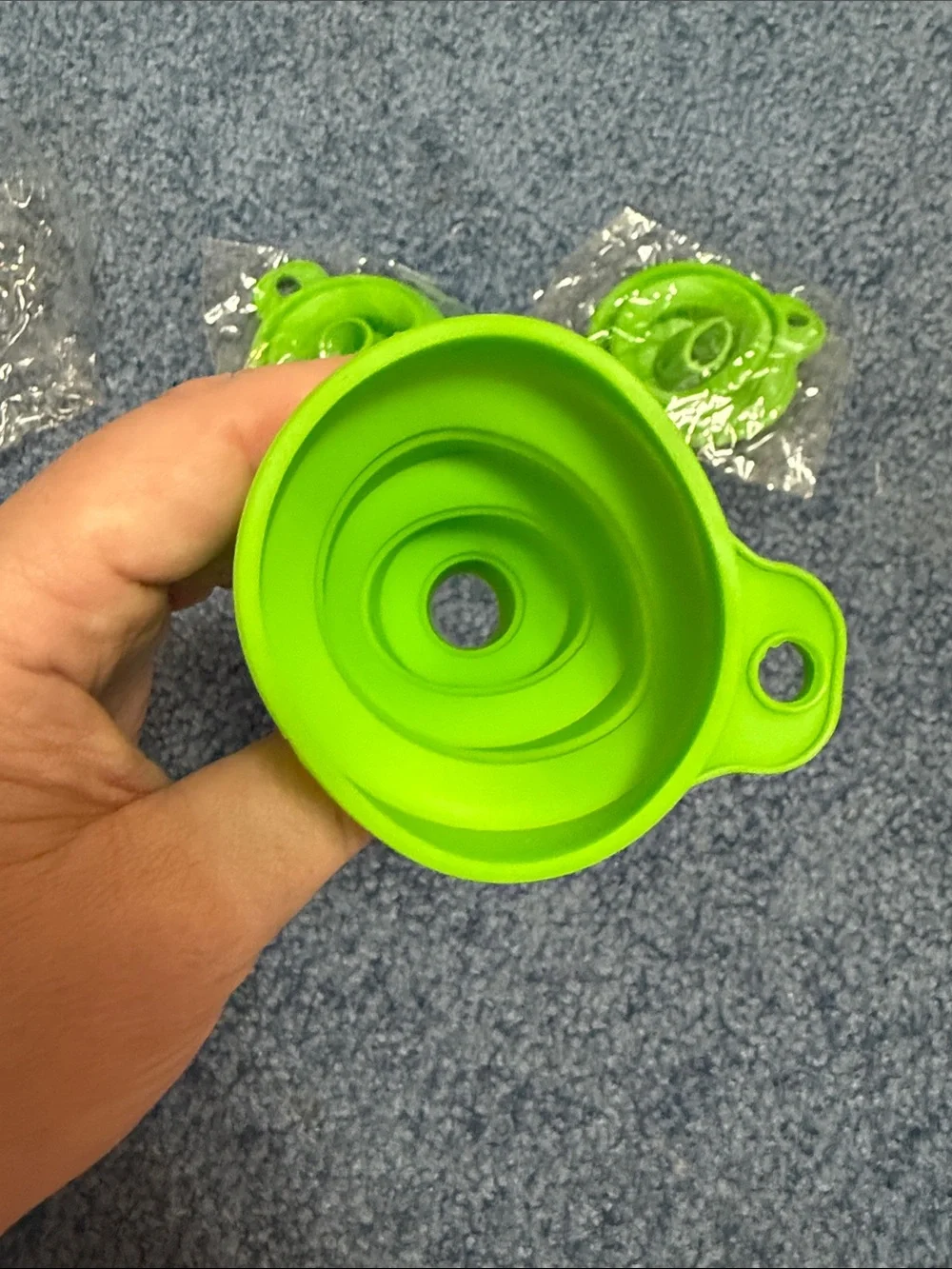 Source Unknown Lime Green Silicone Bottle Stopper Caps (3-Pack)